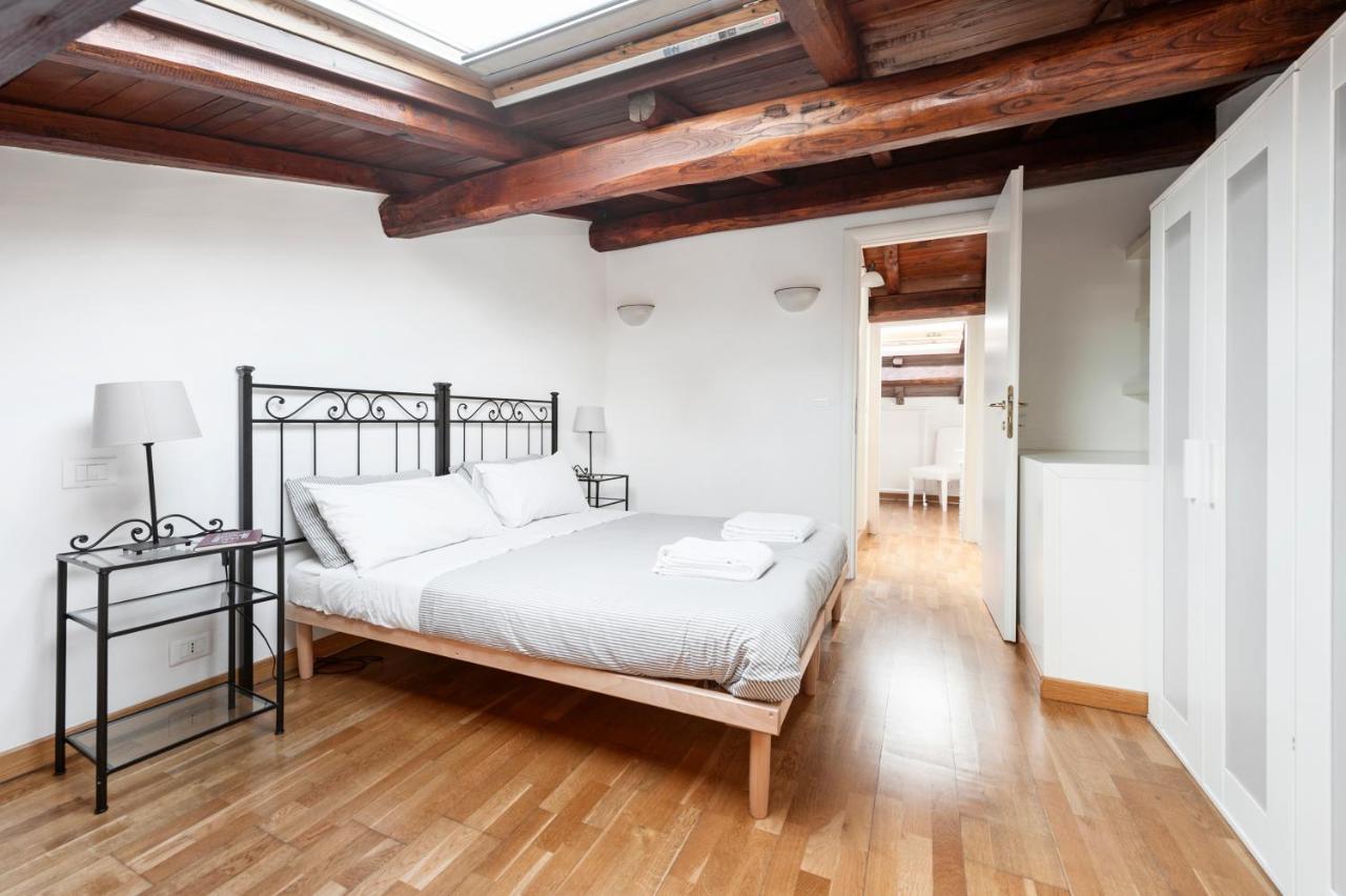 Apartment Charming Patio House In San Lorenzo Rom
