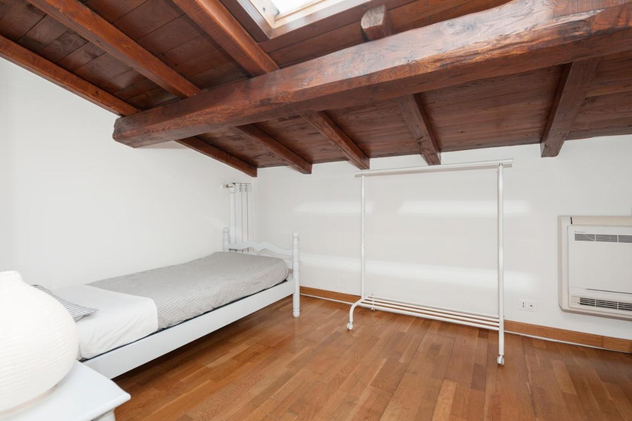 Charming Patio House In San Lorenzo * Roma